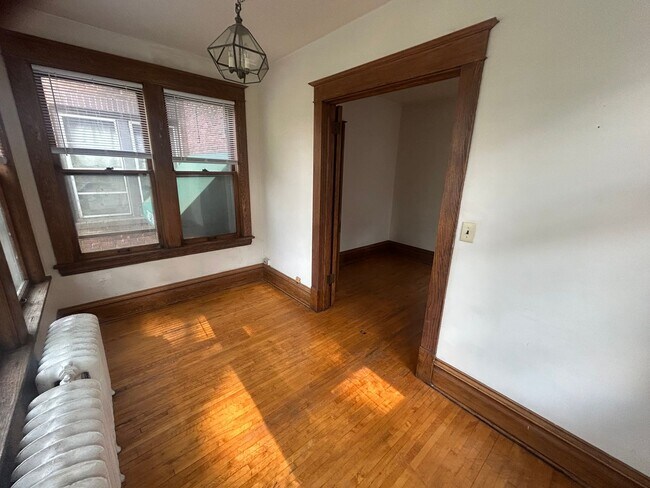 Foto del edificio - 702 Holly Ave