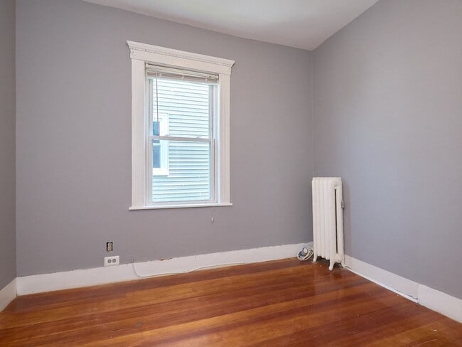 Building Photo - 447 Ashmont St