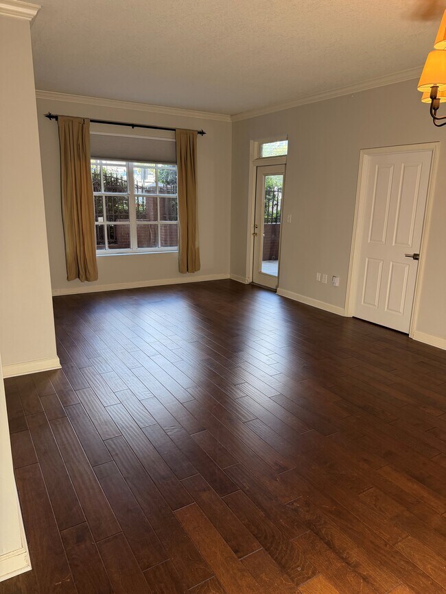 Foto del edificio - 1101 Juniper St NE