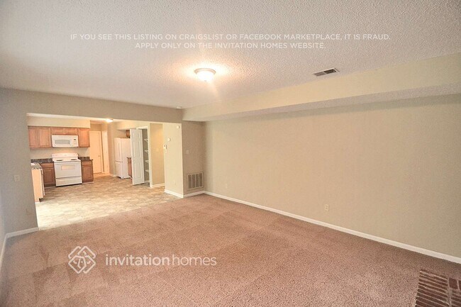 Foto del edificio - 7241 Connan Ln