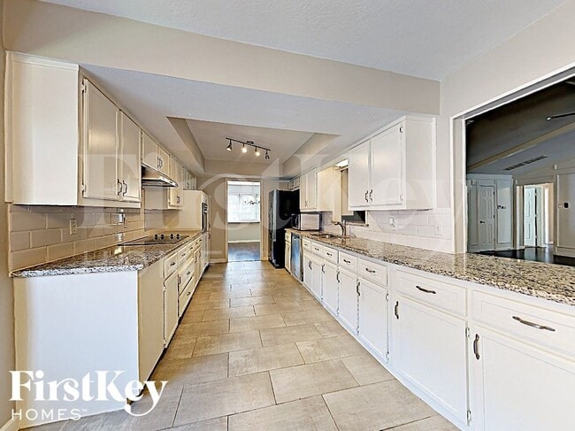 Foto del edificio - 3413 Valley View Ln