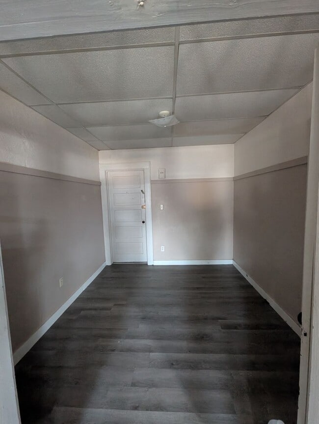 Foto del edificio - Furnished One Bedroom Apartment in Salisbury