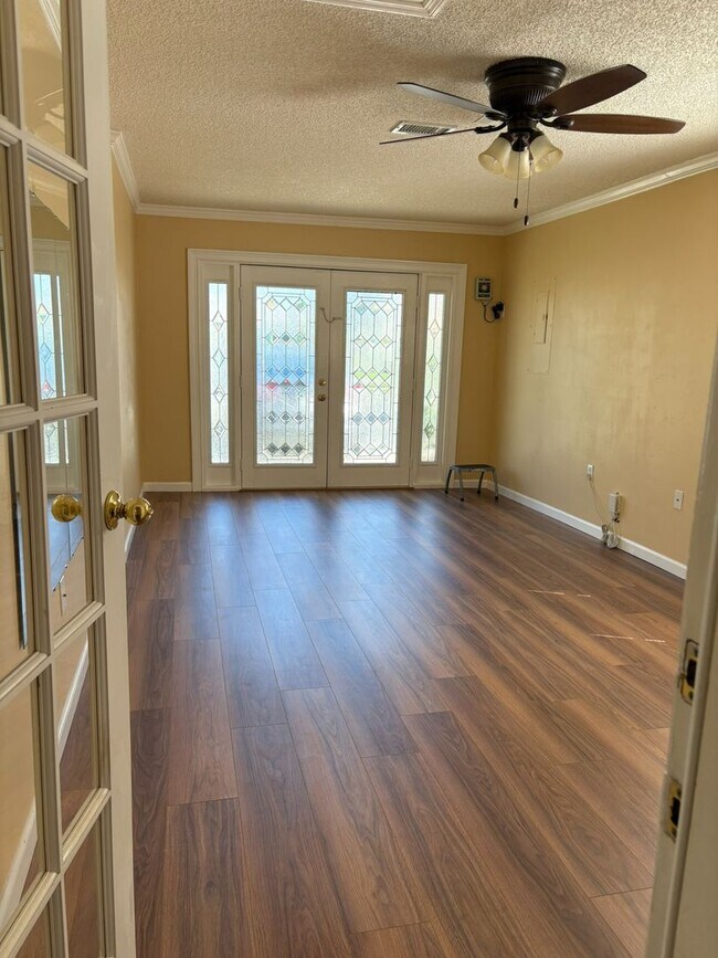Foto del edificio - 4 bedroom with bonus room near MacDill