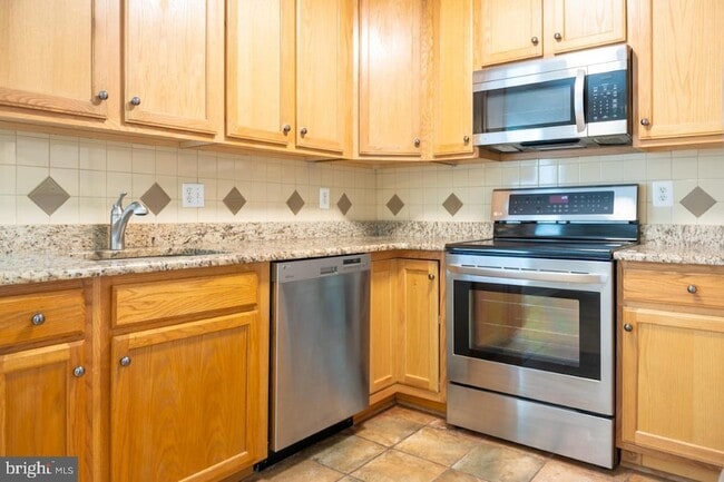 Photo - 1640 Westwind Way Townhome