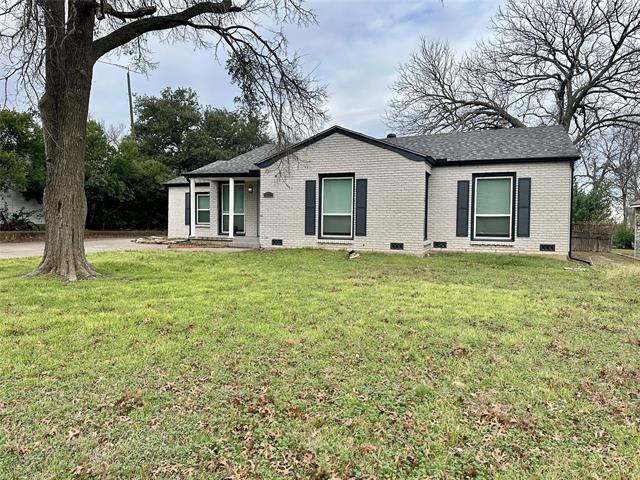 Foto del edificio - 211 Country Club Rd