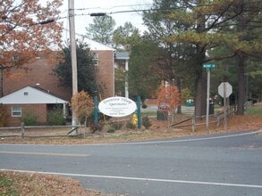 Building Photo - 45790 Military Ln