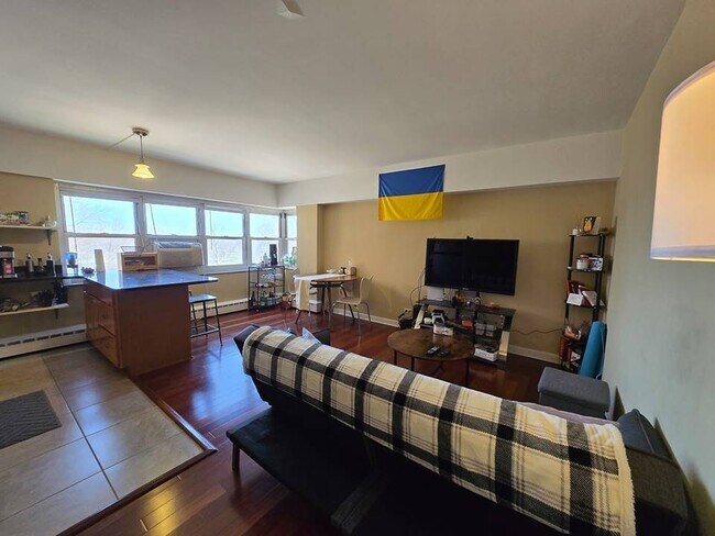 Foto del edificio - 4980 N Marine Dr