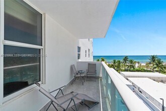 Building Photo - 5001 Collins Ave
