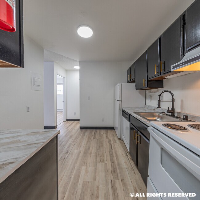 Building Photo - 3005 W 33rd
