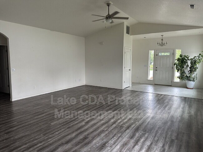 Foto del edificio - 4747 W Princetown Ln