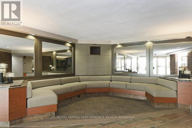 Photo du bâtiment - 20 Chesterton Dr