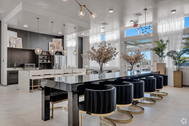 Clubhouse - Remi West Dallas