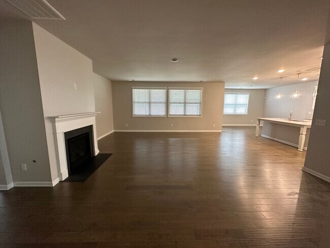 This house features an open layout perfect for entertaining! - 6425 Hickory Bell Dr