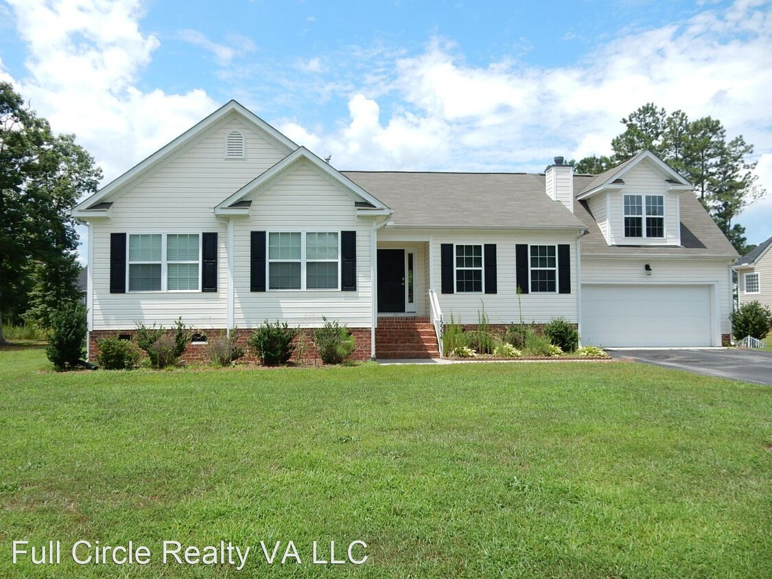 Primary Photo - 4 br, 2 bath House - 15554 Parkgate Drive