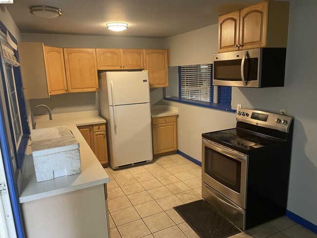 Foto del edificio - 1349 Alpine Dr