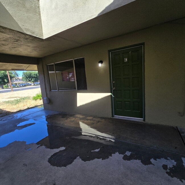 Building Photo - 3111 W Caldwell Ave