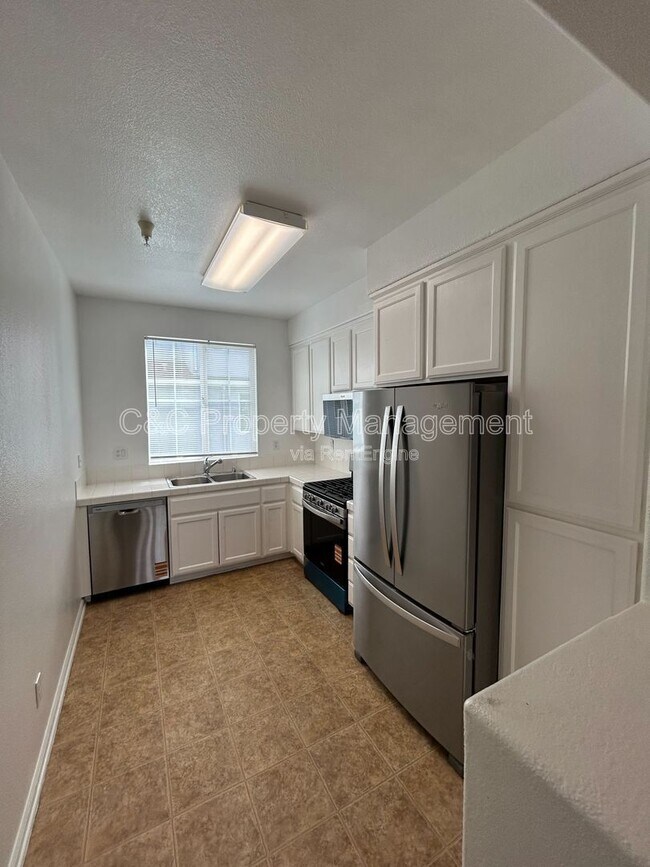 Photo - 475 Metro Walk Way Townhome