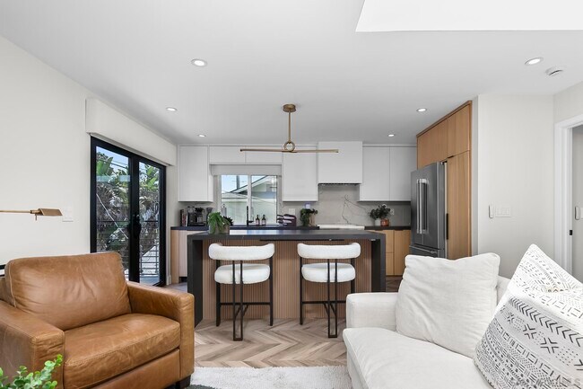 Foto del edificio - 3861 Kendall St