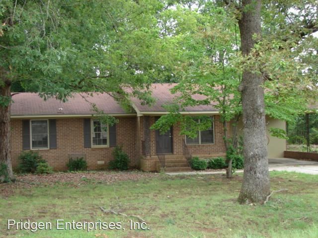Foto del edificio - 3 br, 2 bath House - 107 Huntington Court