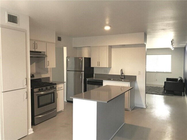 Foto del edificio - 2303 East Side Dr