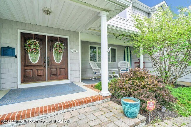 75 Poplar Ave photo'