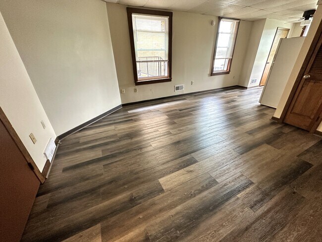 Building Photo - 525 Larimer Ave