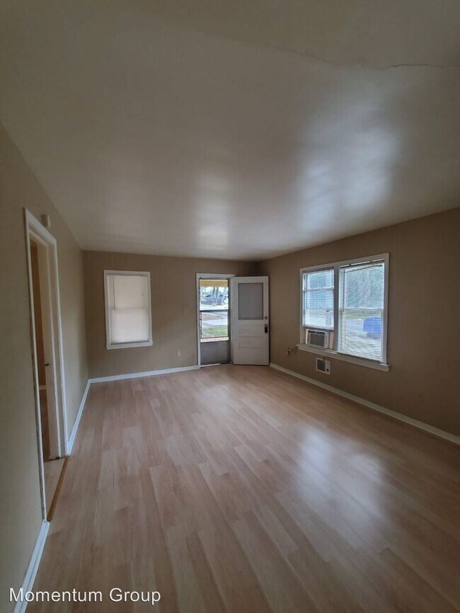 Building Photo - 1 br, 1 bath House - 1117 OLIVE ST