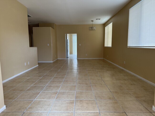 Foto del edificio - 8701 Emsdale Ct