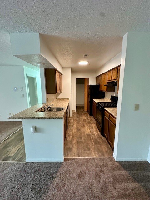 Foto del edificio - 2160 Hedgerow Road