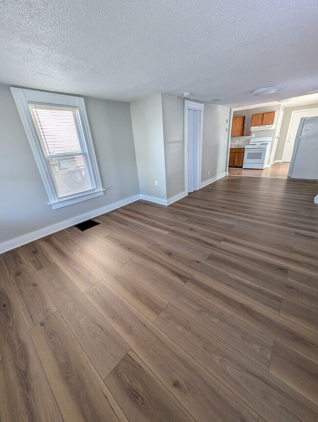 Foto del edificio - 466 Main St