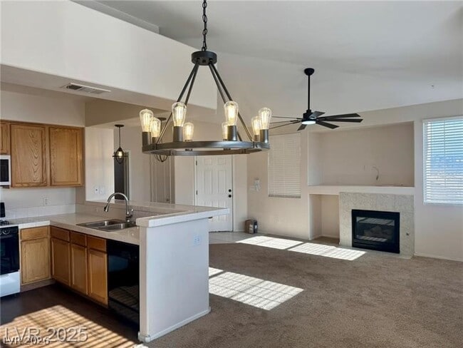 Foto del edificio - 9901 Trailwood Dr