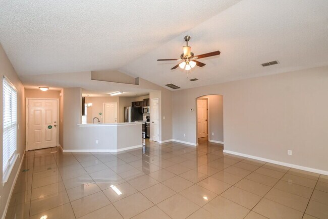 Foto del edificio - 484 Heron Nest Point