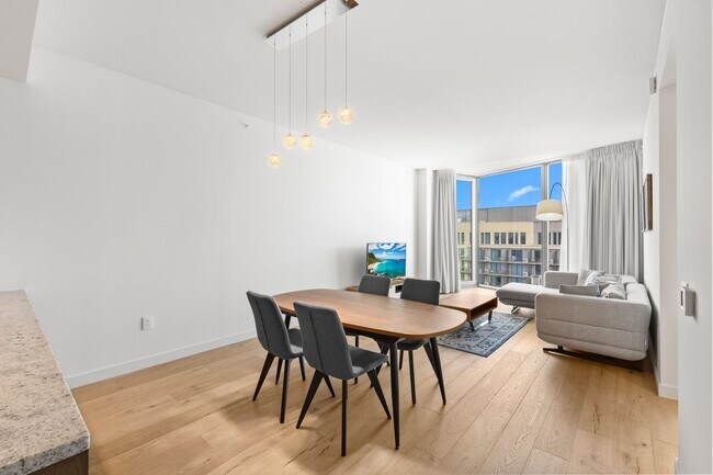 Foto del edificio - AEO #4007 - 1BR Penthouse