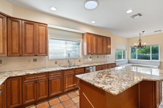 Foto del edificio - 6108 E Morning Vista Ln