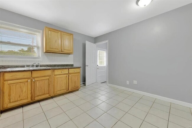 Building Photo - 11836 Criterion Ave