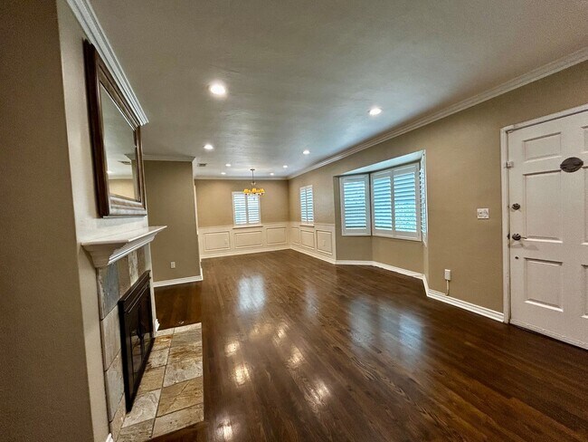 Foto del edificio - A home that has all the best of California Living!