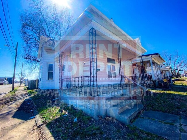 Building Photo - 519 E Michigan St