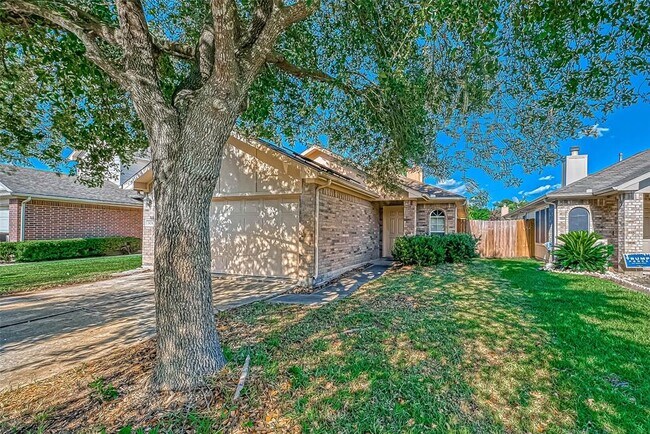 Foto del edificio - 24230 Soft Pine Dr