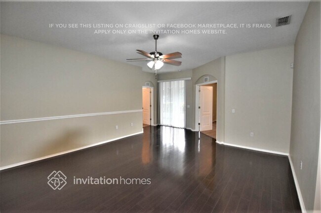 Foto del edificio - 5196 Ashwood Dr