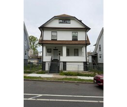 Building Photo - 3412 Gwynns Falls Pkwy