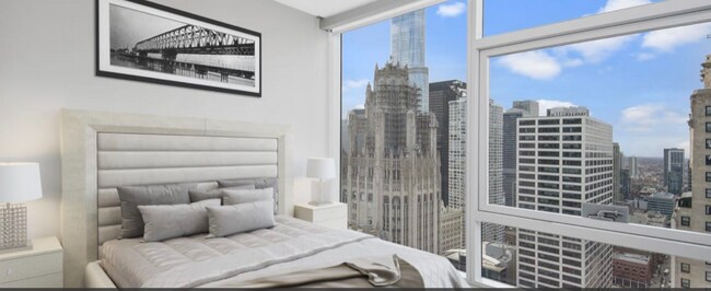 Foto del edificio - 330 E Illinois St
