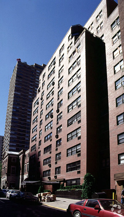 Foto del edificio - 225 E 70th St