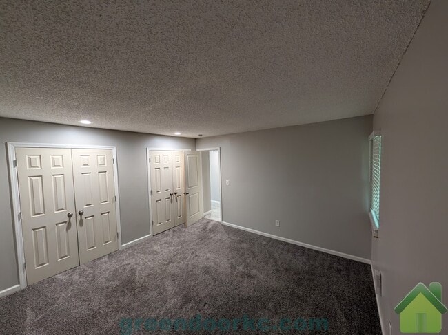 Building Photo - 9180 W 78th Terrace