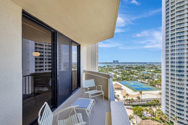 Foto del edificio - 2800 N Ocean Dr