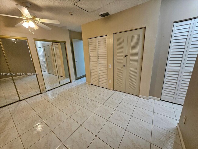 Foto del edificio - 12340 SW 41st St