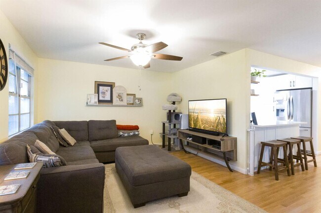 Foto del edificio - 614 N 7th St