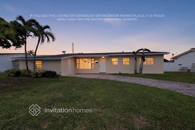 Building Photo - 4511 SW 102nd Pl