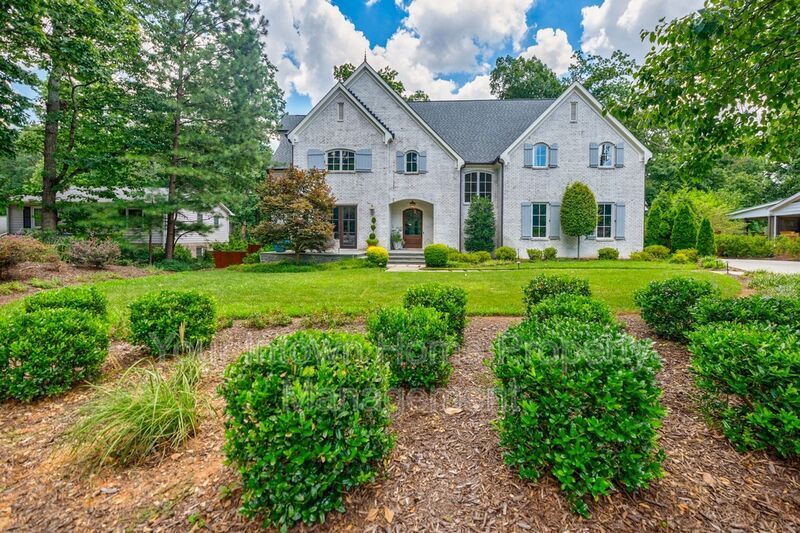 Foto principal - 6321 Hunting Creek Rd NE