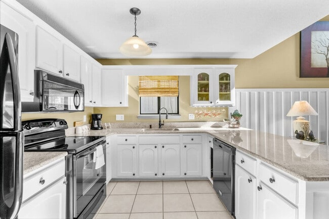 Building Photo - 1890E Auburn Ln