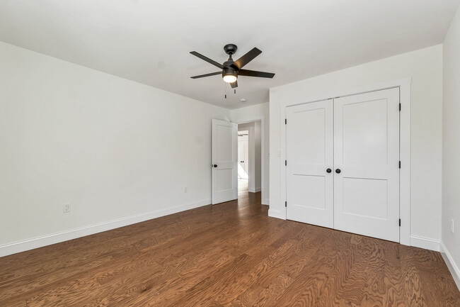 Building Photo - 60 Horne St